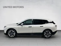 BMW iX Sportpakett 240kW thumbnail