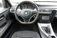BMW 325 D 3 145kW thumbnail