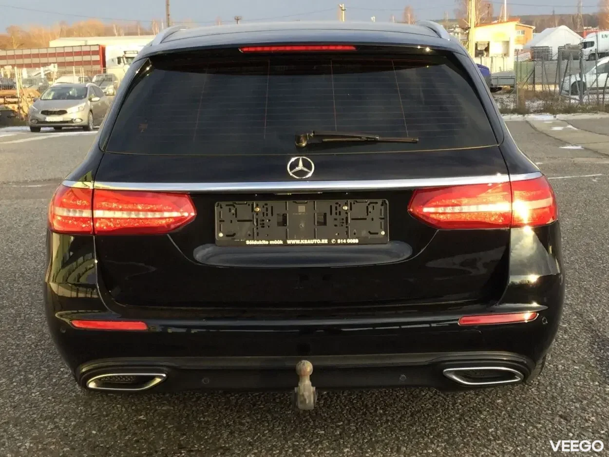 Mercedes-Benz E220 d Avangarde Facelift EU6 2 143kW