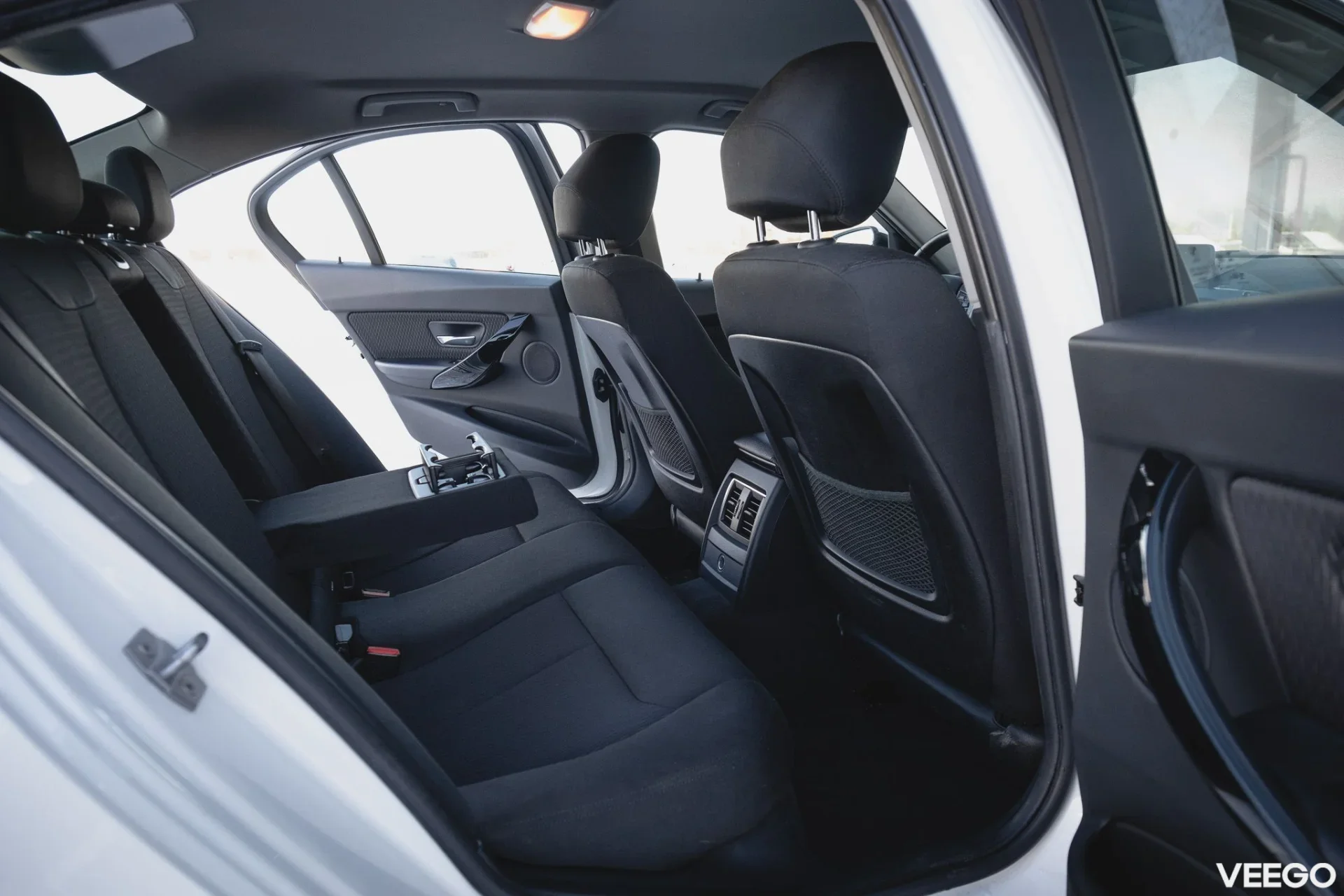 BMW 318 d LCi 2 110kW