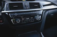 BMW 318 d LCi 2 110kW thumbnail