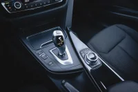 BMW 318 d LCi 2 110kW thumbnail