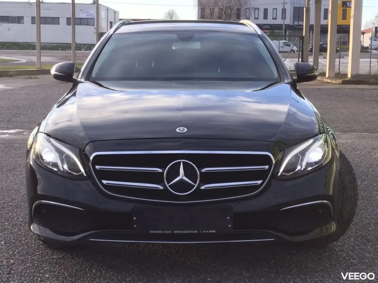 Mercedes-Benz E220 d Avangarde Facelift EU6 2 143kW