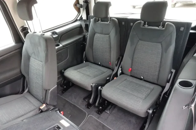 Image of Ford Galaxy Titanium EU5 2 120kW