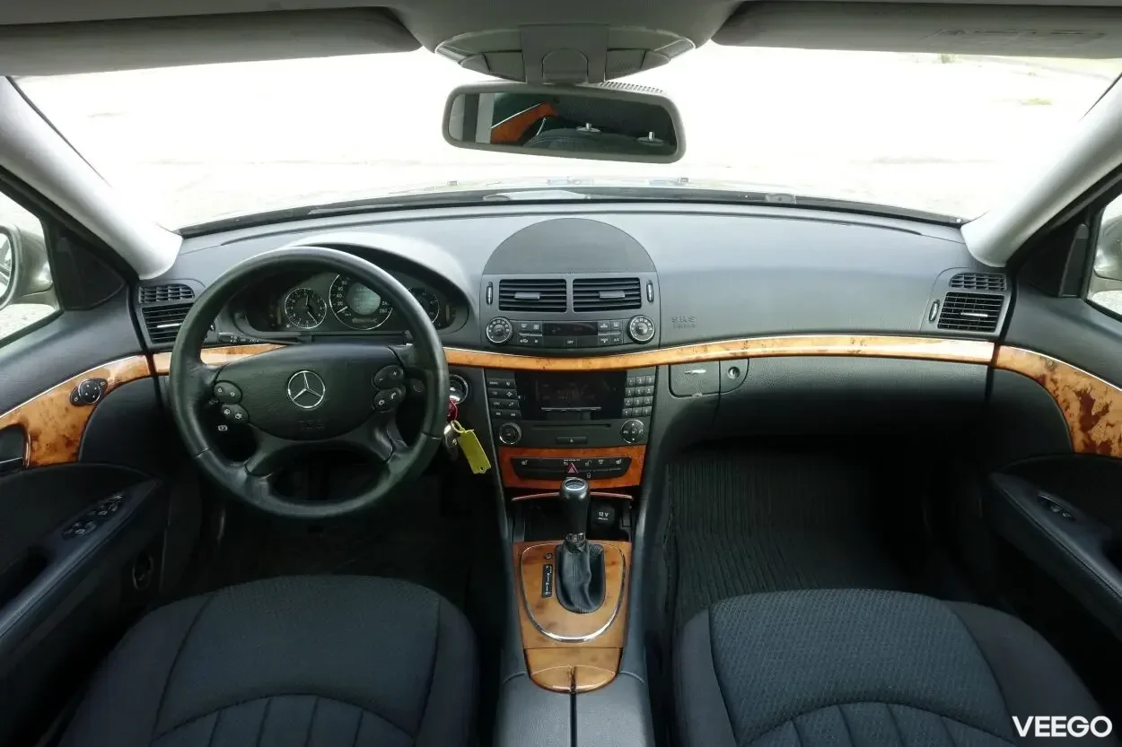 Mercedes-Benz E220 Elegance Facelift 2.1 125kW