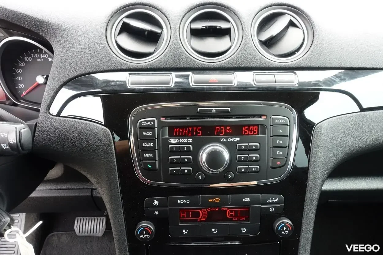 Ford Galaxy Titanium EU5 2 120kW