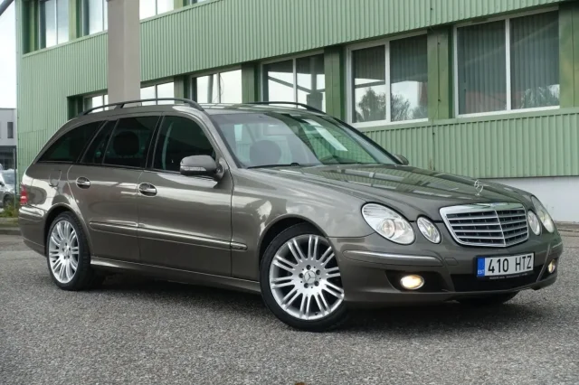 Image of Mercedes-Benz E220 Elegance Facelift 2.1 125kW