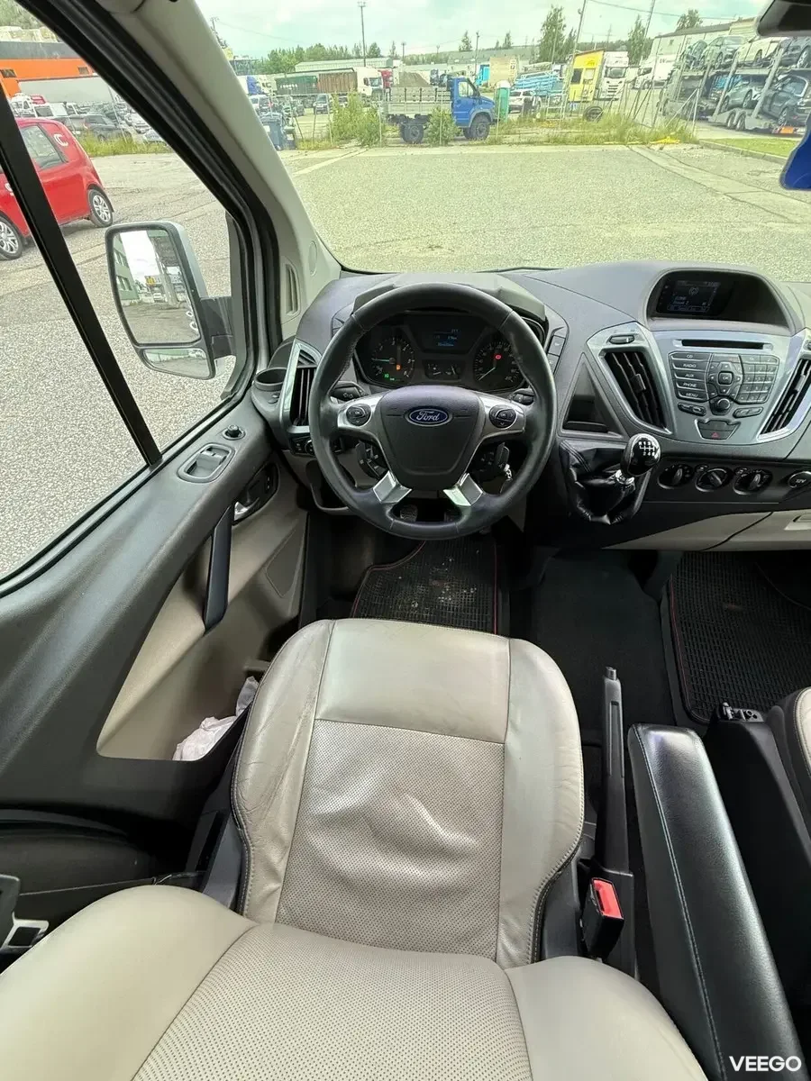 Ford Tourneo Custom Long Limited Edition 8k 2.2 114kW