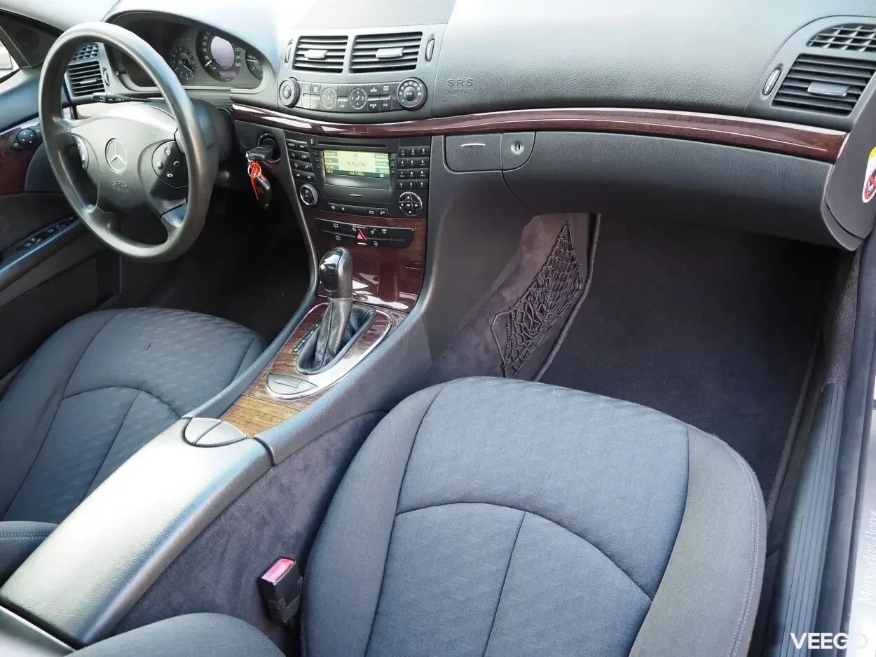 Mercedes-Benz E220 T Elegance 2.1 110kW