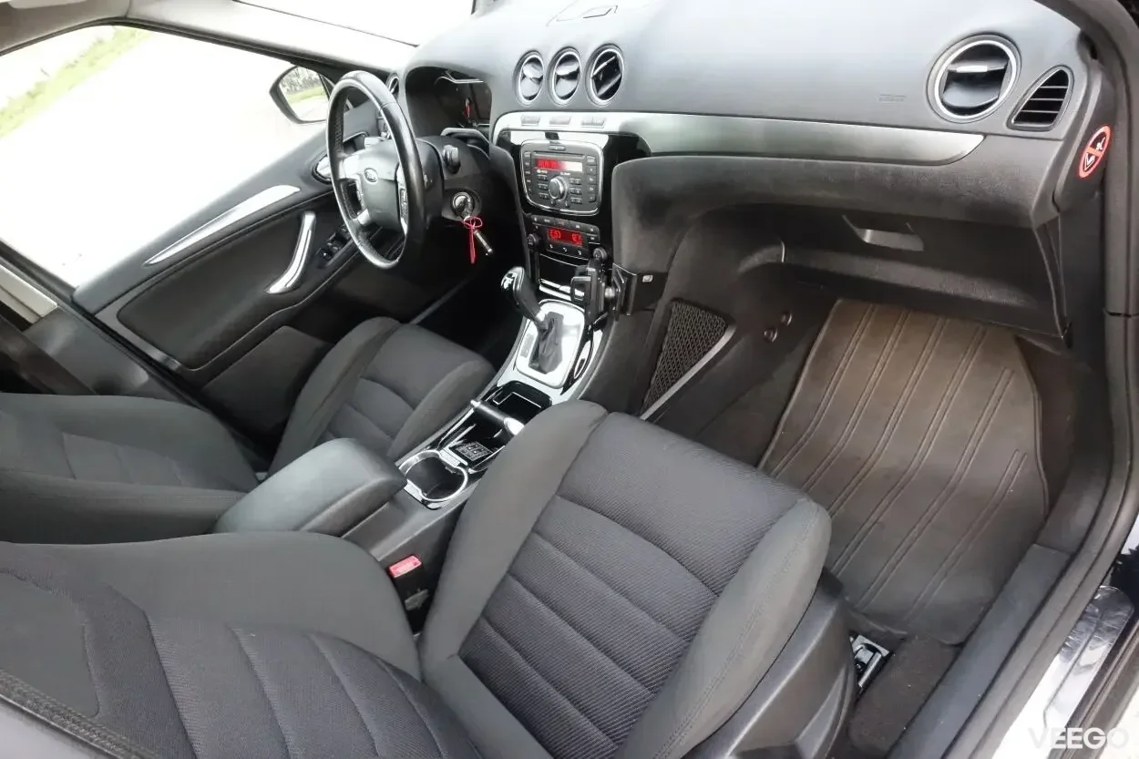 Ford S-MAX Titanium Facelift EU5 2 120kW