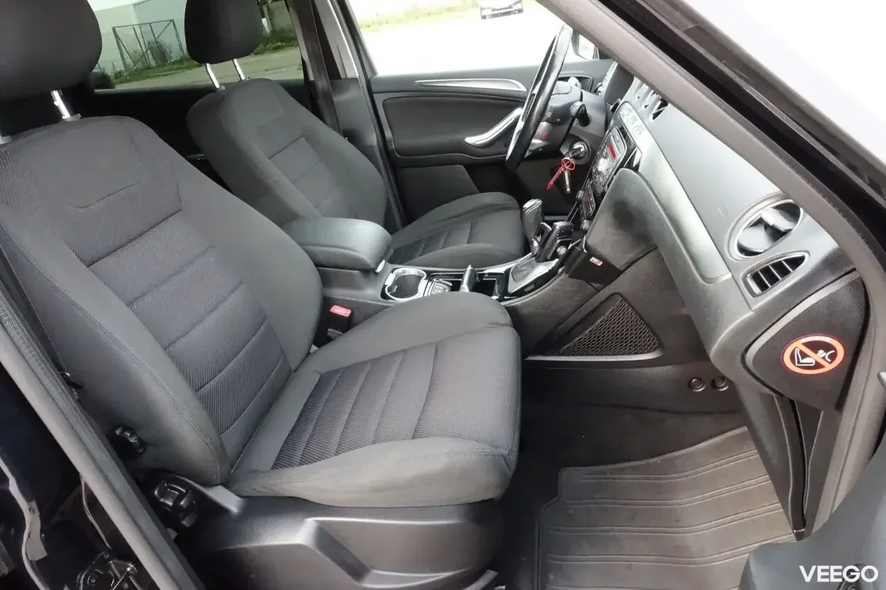 Ford S-MAX Titanium Facelift EU5 2 120kW