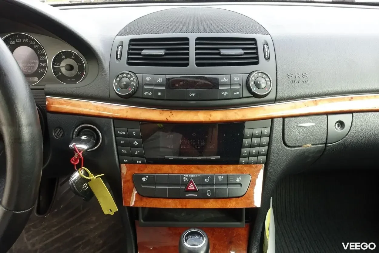 Mercedes-Benz E220 Elegance Facelift 2.1 125kW