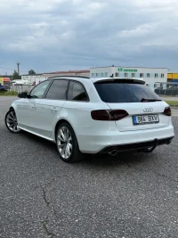 Audi A4 Avant S-Line EU5 3 150kW thumbnail