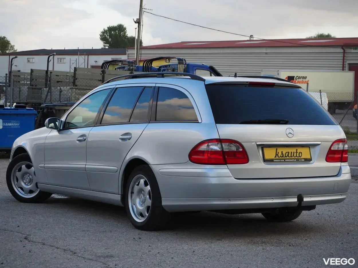 Mercedes-Benz E220 T Elegance 2.1 110kW