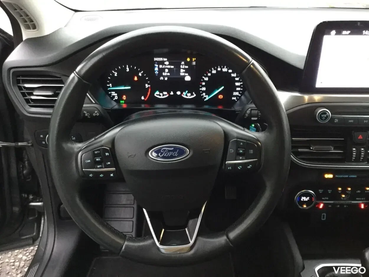 Ford Focus Turnier Titanium Facelift EU6 1.5 88kW