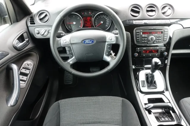 Image of Ford Galaxy Titanium EU5 2 120kW