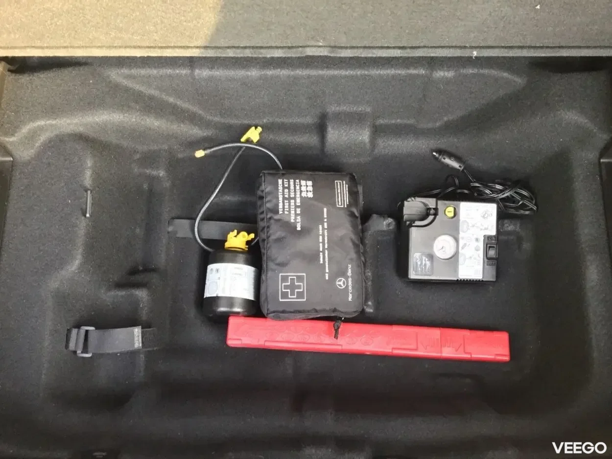 Mercedes-Benz E220 d Avangarde Facelift EU6 2 143kW