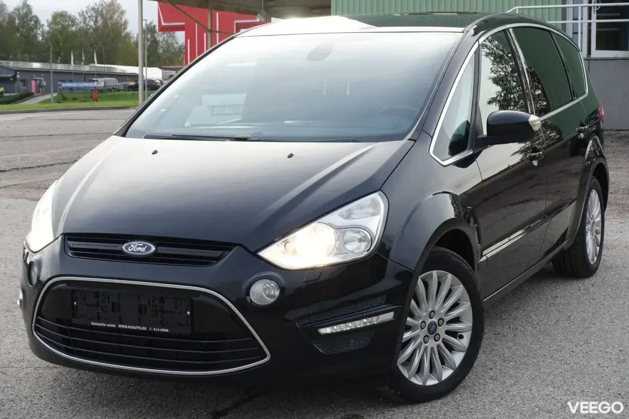 Ford S-MAX Titanium Facelift EU5 2 120kW