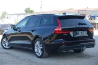 Volvo V60 Momentum EU6 2 140kW thumbnail