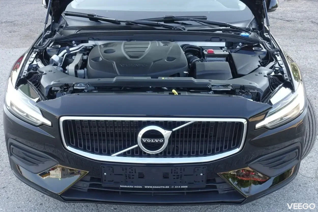 Volvo V60 Momentum EU6 2 140kW