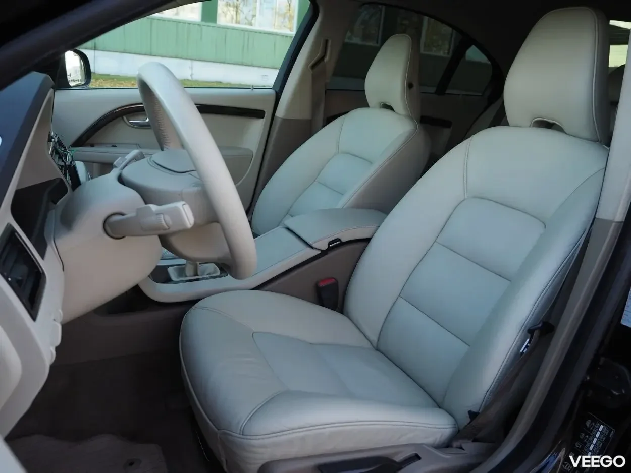 Volvo S80 Summum 2.4 129kW