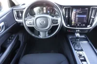 Volvo V60 Momentum EU6 2 140kW thumbnail
