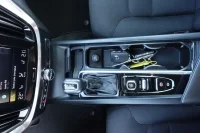 Volvo V60 Momentum EU6 2 140kW thumbnail