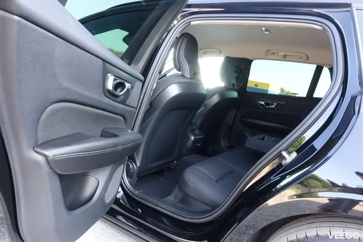 Volvo V60 Momentum EU6 2 140kW