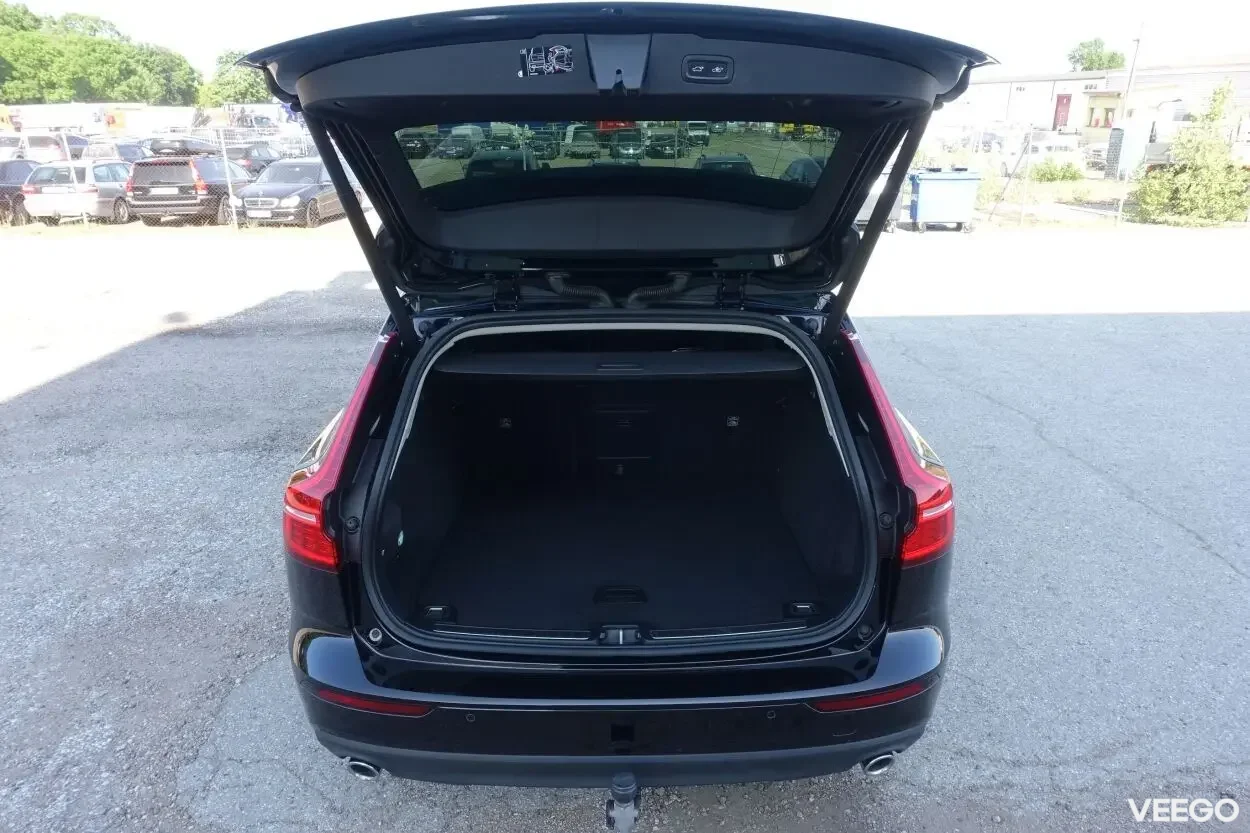 Volvo V60 Momentum EU6 2 140kW