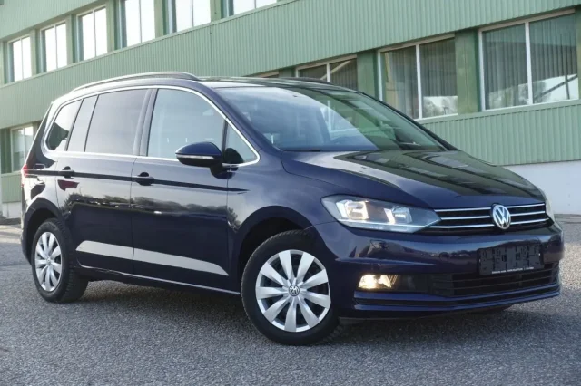 Image of Volkswagen Touran Comfortline Facelift EU6 2 85kW