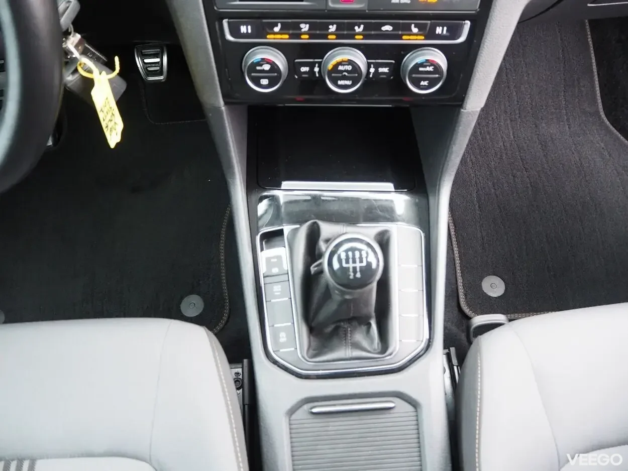 Volkswagen Golf Sportsvan VII Allstar Bluemotion EU6 1.6 85kW