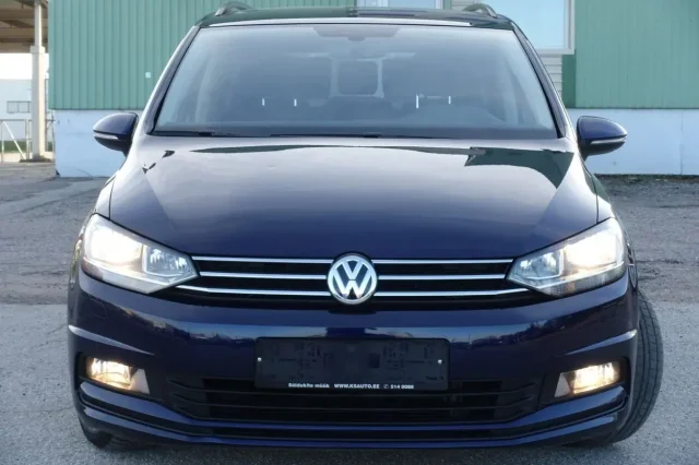 Image of Volkswagen Touran Comfortline Facelift EU6 2 85kW