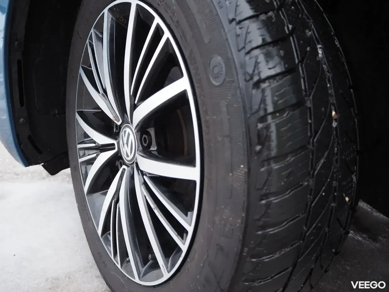 Volkswagen Golf Sportsvan VII Allstar Bluemotion EU6 1.6 85kW