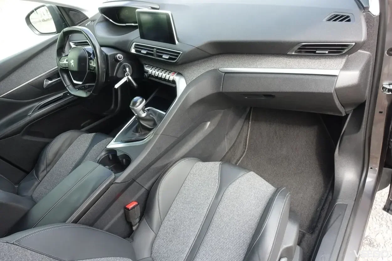 Peugeot 5008 Allure Plus EU6 1.6 88kW