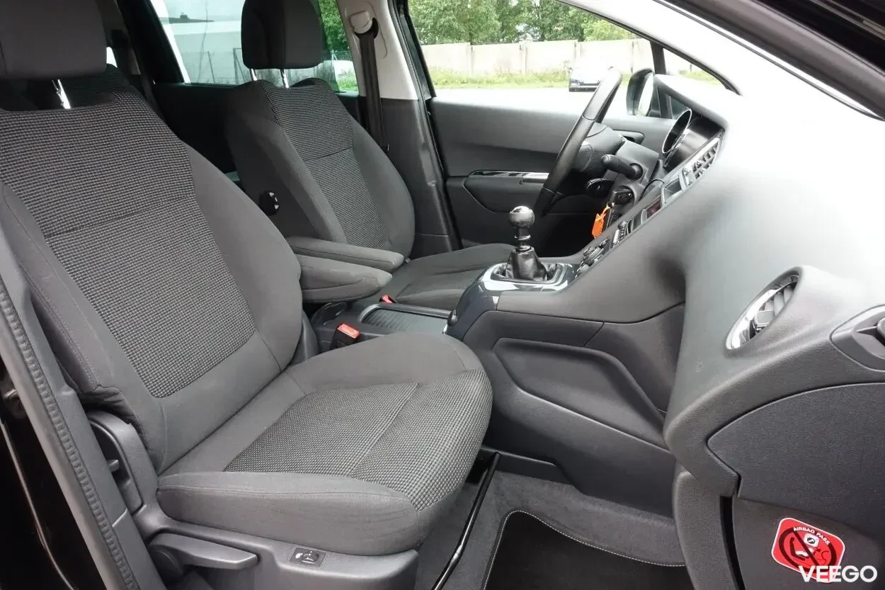 Peugeot 5008 Style Facelift 1.6 84kW