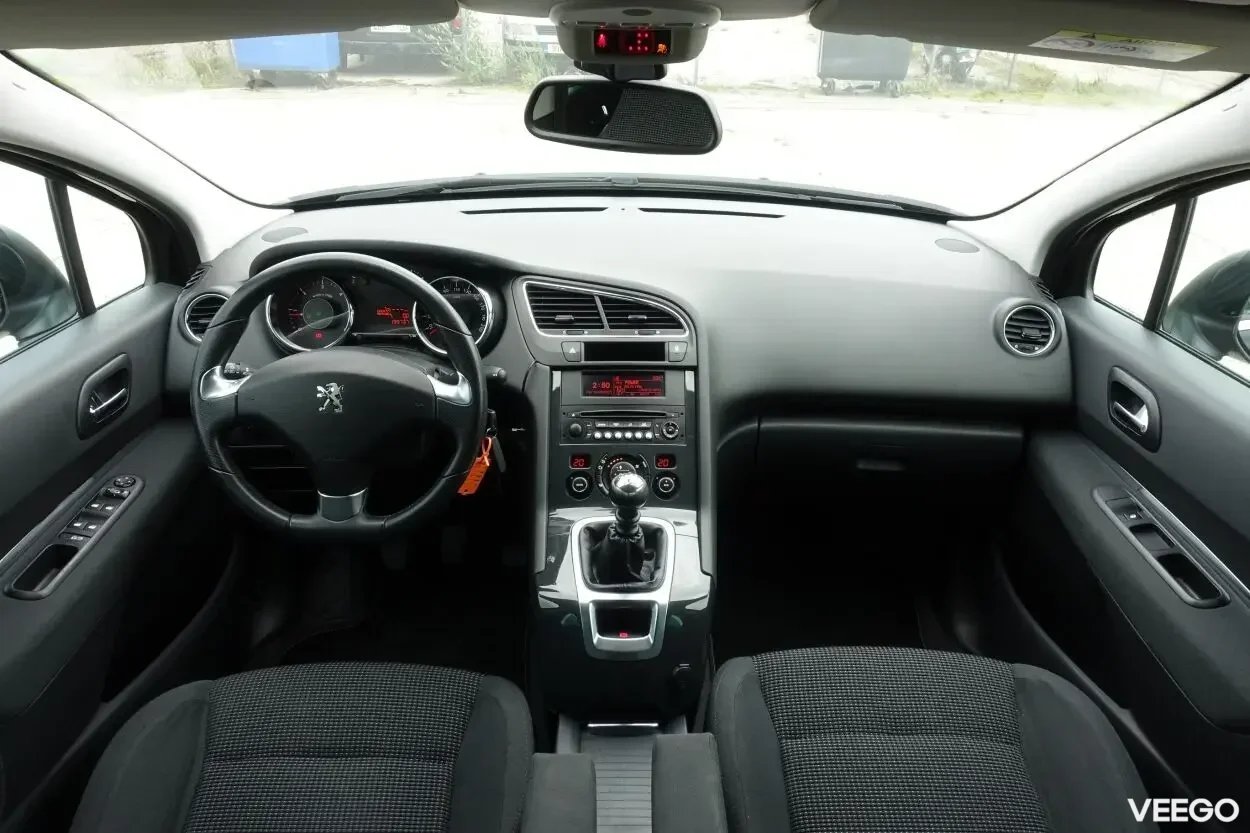 Peugeot 5008 Style Facelift 1.6 84kW