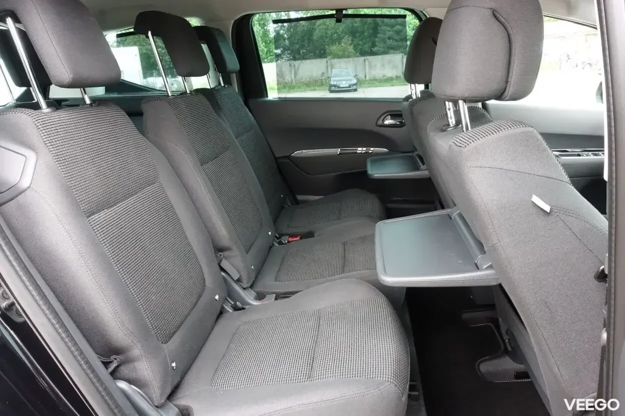 Peugeot 5008 Style Facelift 1.6 84kW