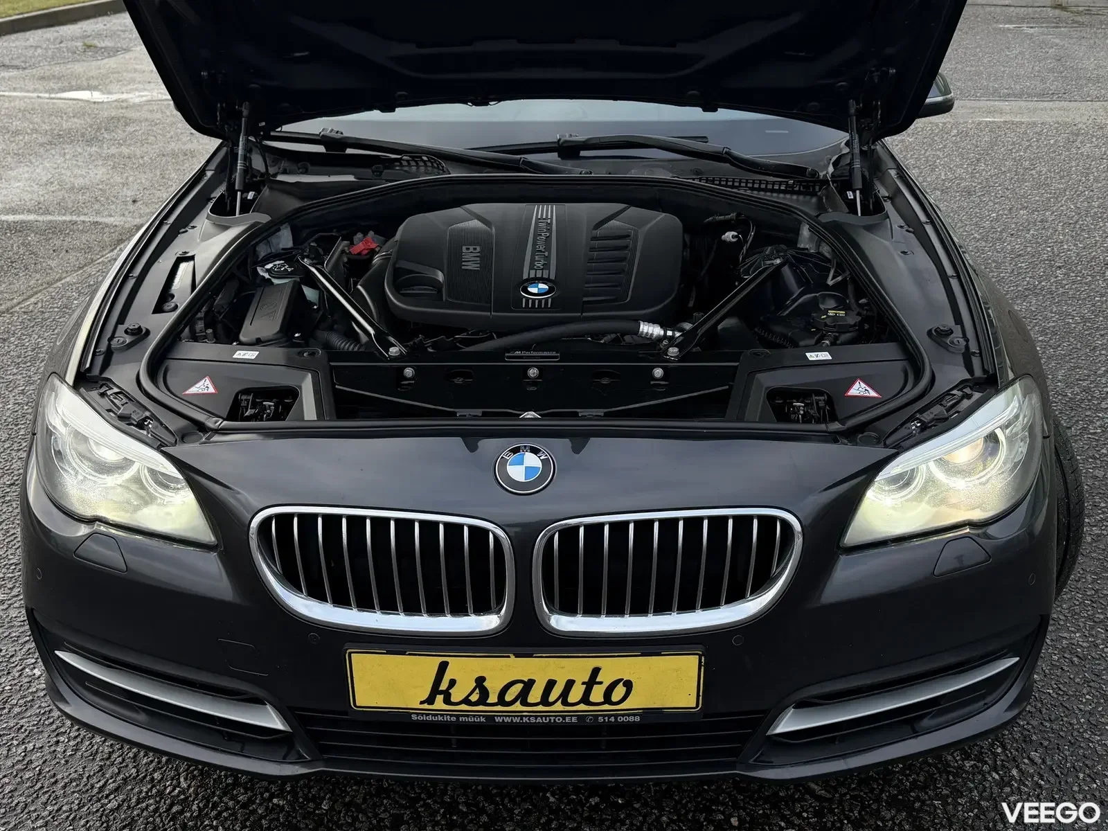 BMW 530 D Touring Sportpakett 3 190kW