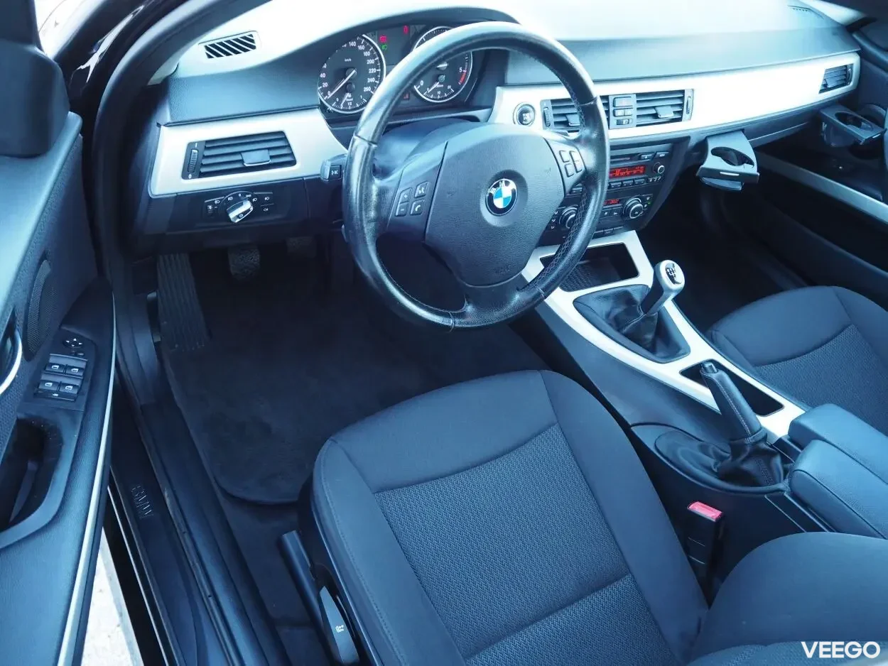 BMW 318 D Facelift EU5 2 105kW