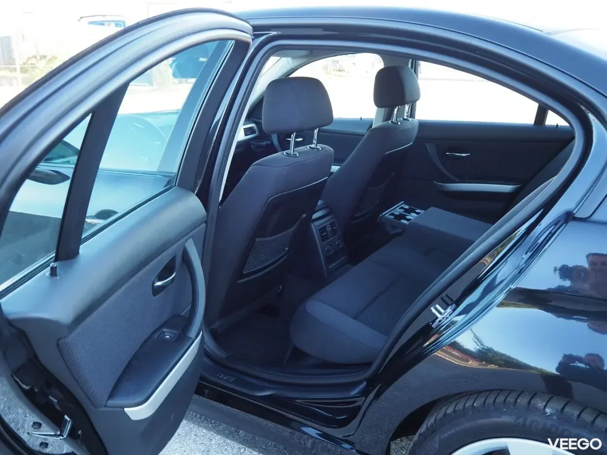 BMW 318 D Facelift EU5 2 105kW