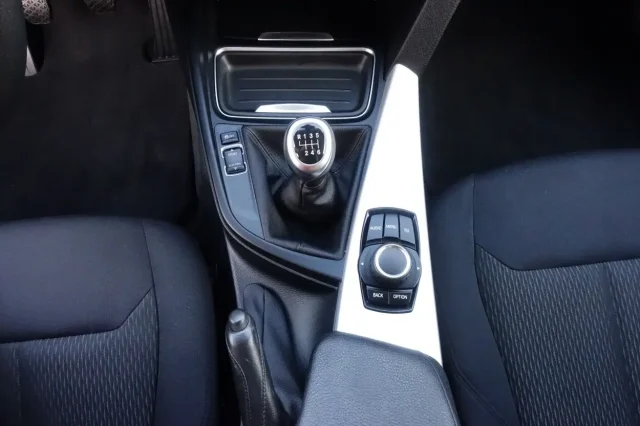 Image of BMW 318 D Touring EU5 2 105kW