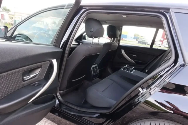 Image of BMW 318 D Touring EU5 2 105kW
