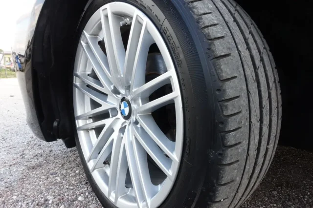 Image of BMW 318 D Touring EU5 2 105kW