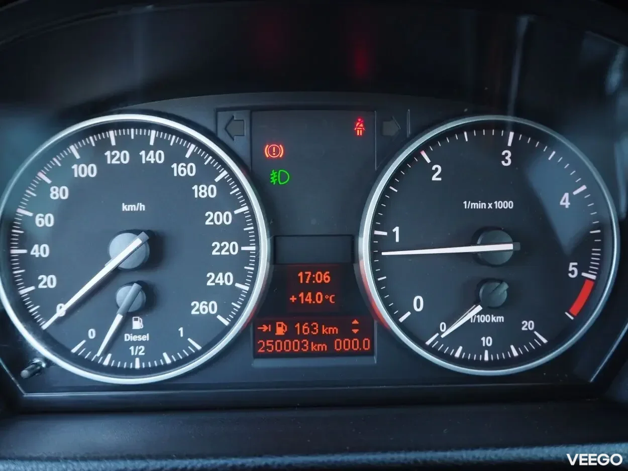 BMW 318 D Facelift EU5 2 105kW