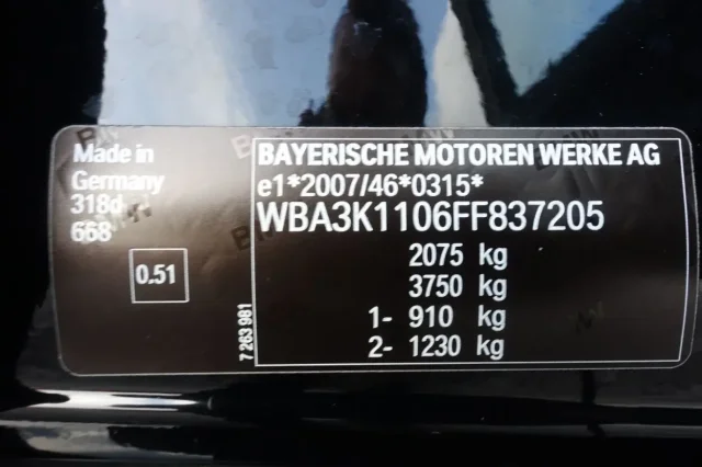 Image of BMW 318 D Touring EU5 2 105kW