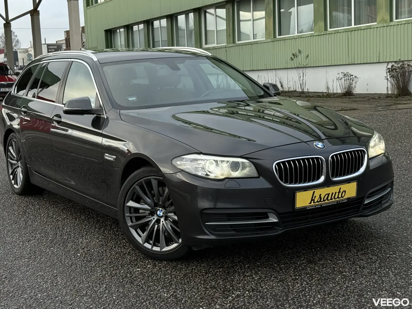 BMW 530 D Touring Sportpakett 3 190kW