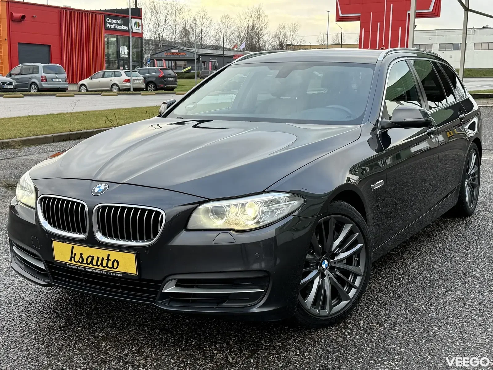 BMW 530 D Touring Sportpakett 3 190kW