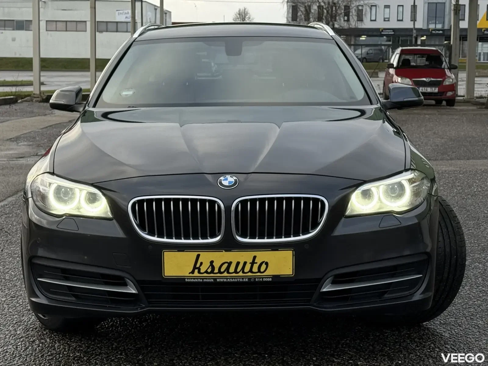 BMW 530 D Touring Sportpakett 3 190kW