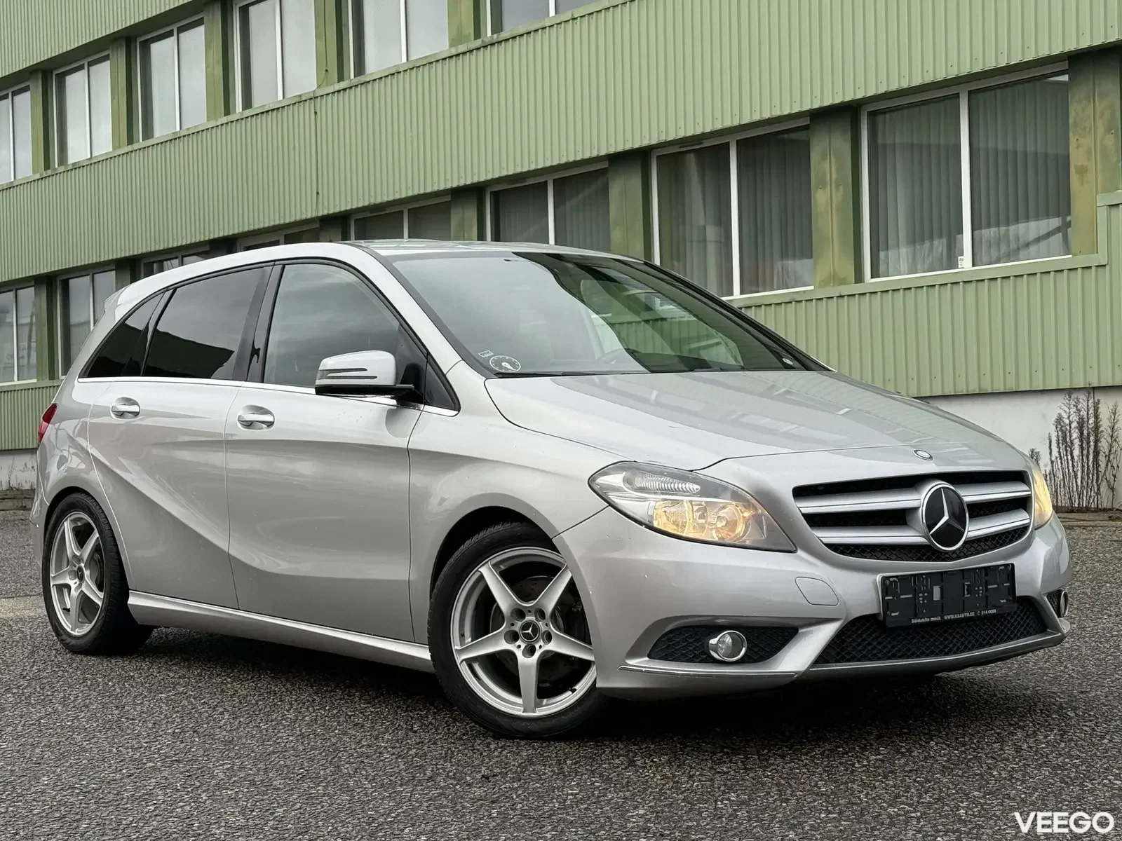 Mercedes-Benz B180 Sportpakett Facelift 1.8 80kW