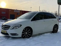 Mercedes-Benz B200 AMG Sportpakett Facelift 1.8 100kW thumbnail